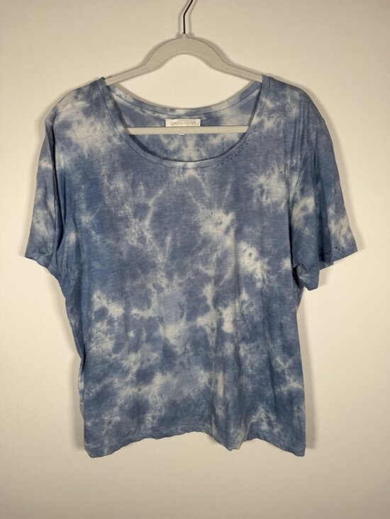 LoveShackFancy Tops - LoveShackFancy blue white tie-dye scoop neck embroidered Bohemian tshirt XL
